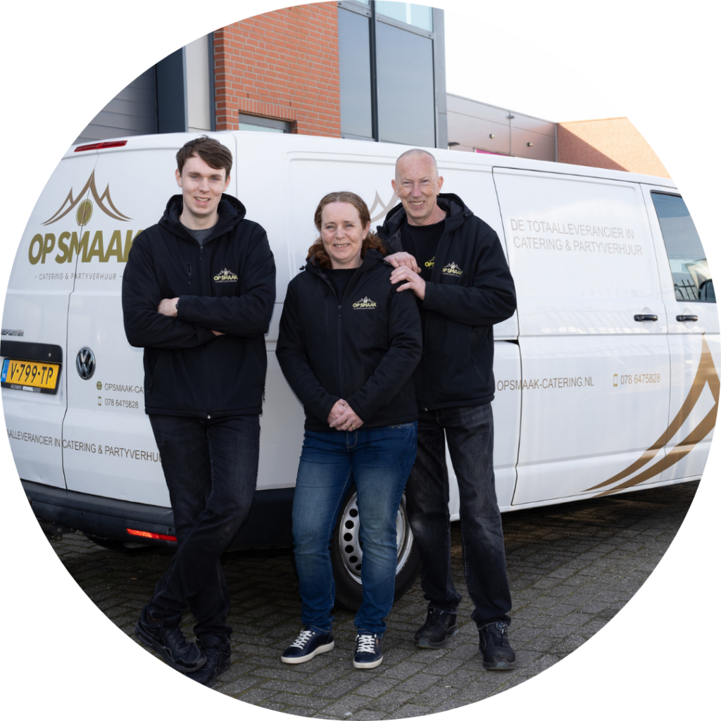 Opsmaak catering eigenaren voor de bus